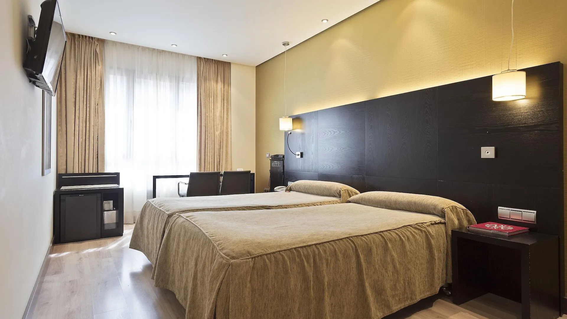 Occidental Pamplona Ξενοδοχείο